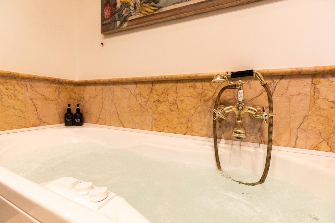 Klimt - Jacuzzi 5 Star - Luxury Design Apartment 밀라노 외부 사진