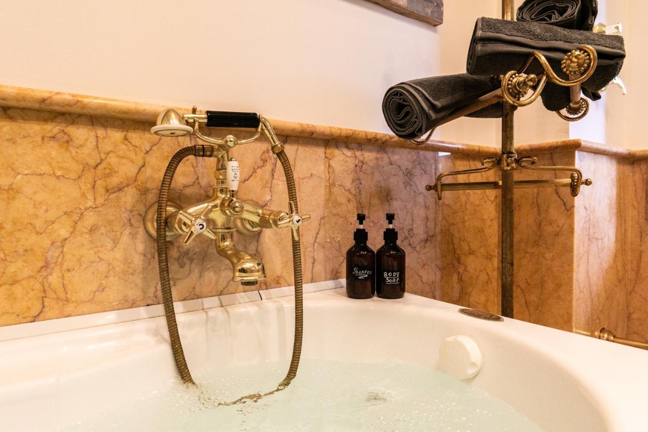 Klimt - Jacuzzi 5 Star - Luxury Design Apartment 밀라노 외부 사진